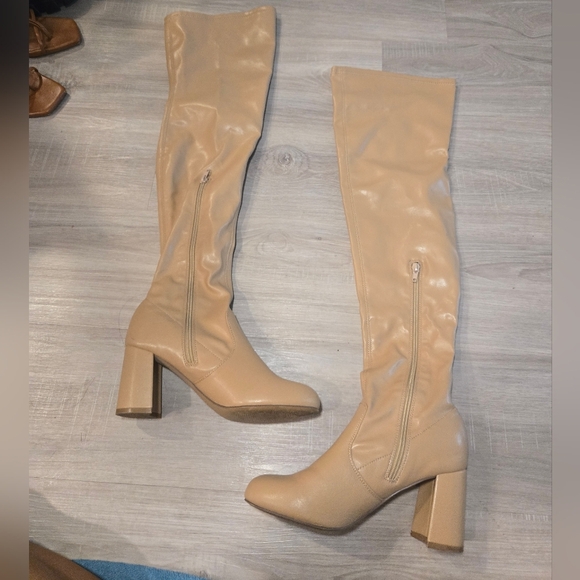 Women's Over The Knee Block Heel Boots Tan Sz 7.5 Faux Leather - Picture 4 of 11